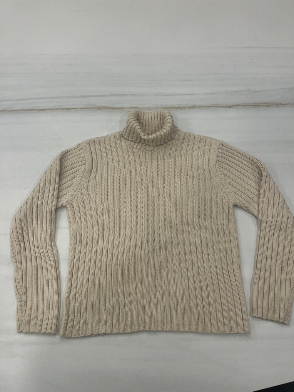 Cozy Ribbed Turtleneck Sweater in Light Beige